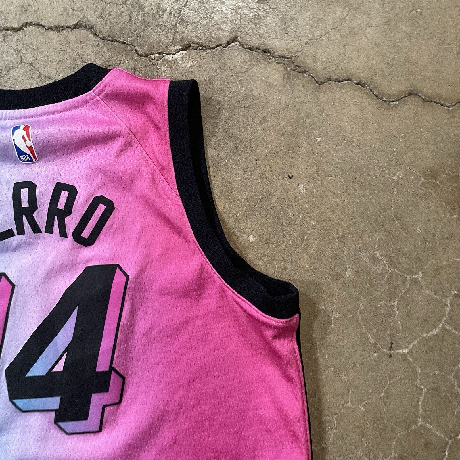 NBA Basketball Miami Heat Jersey Jimmy Butler Men Large 48 Miami Vice Electric