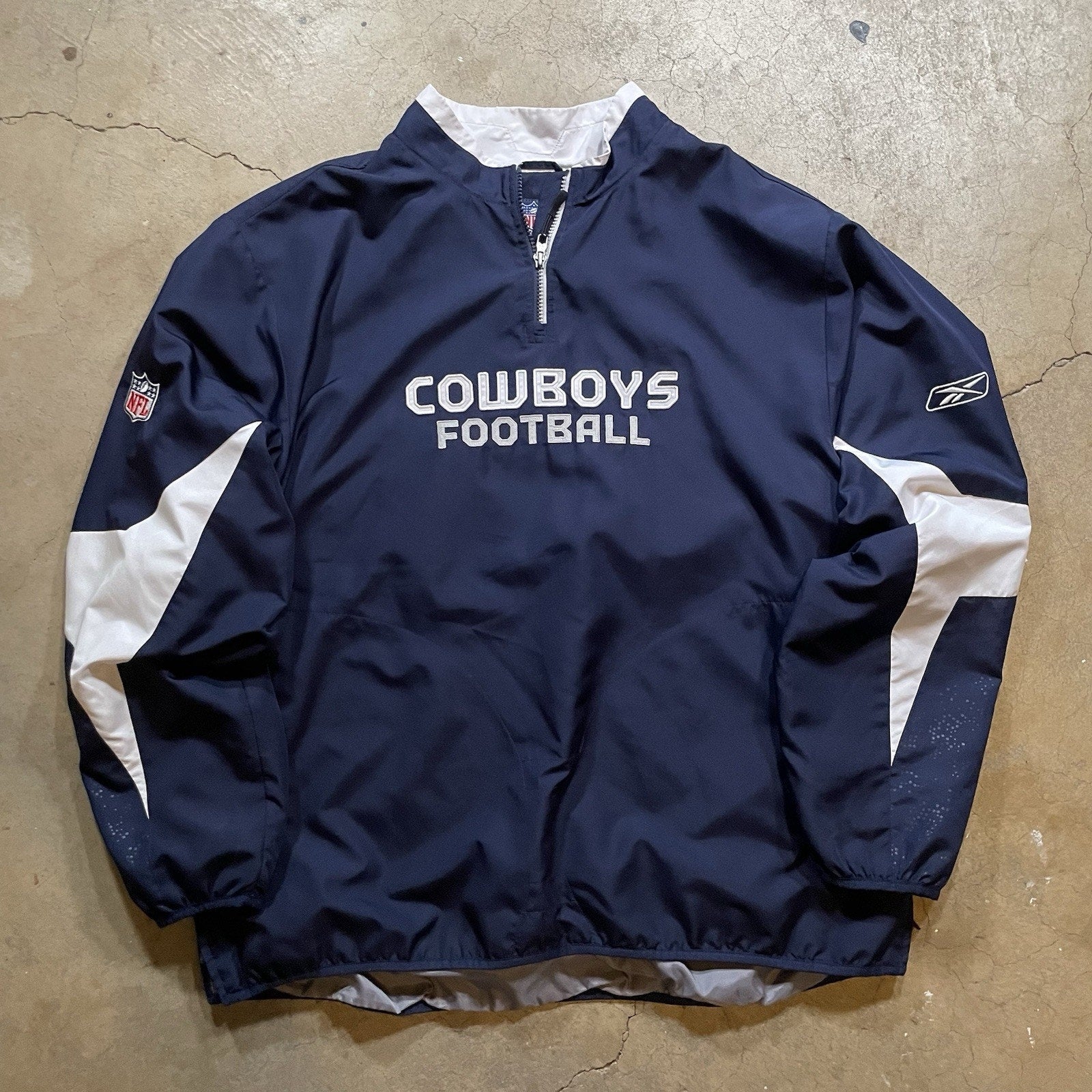 NFL Dallas Cowboys "Reebok On Field" XL Pullover Windbreaker Jacket