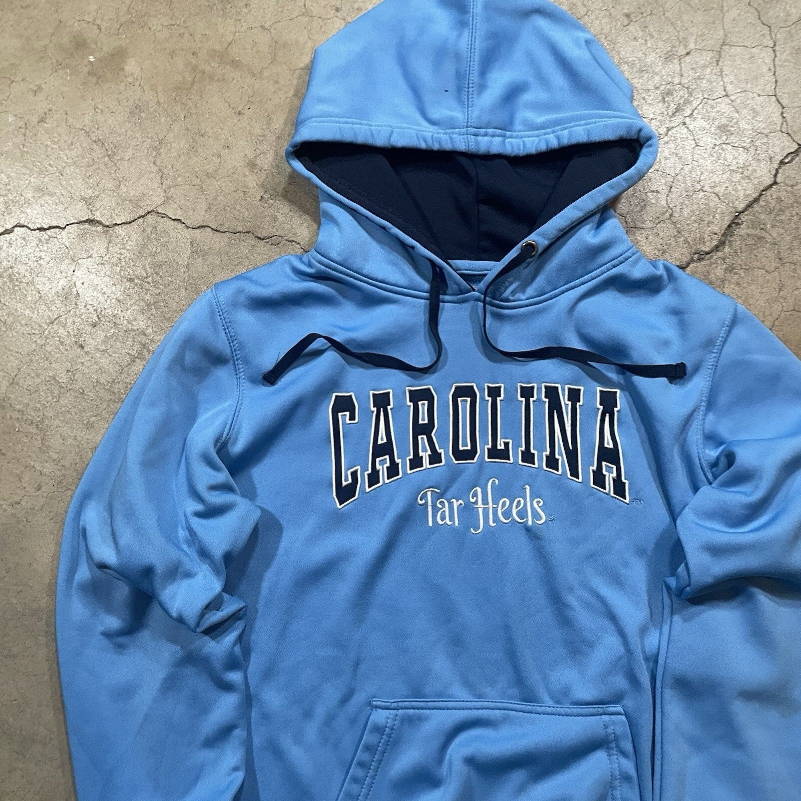 North Carolina Tar Heels Sport Hoodie Size M NCAA University College Blue