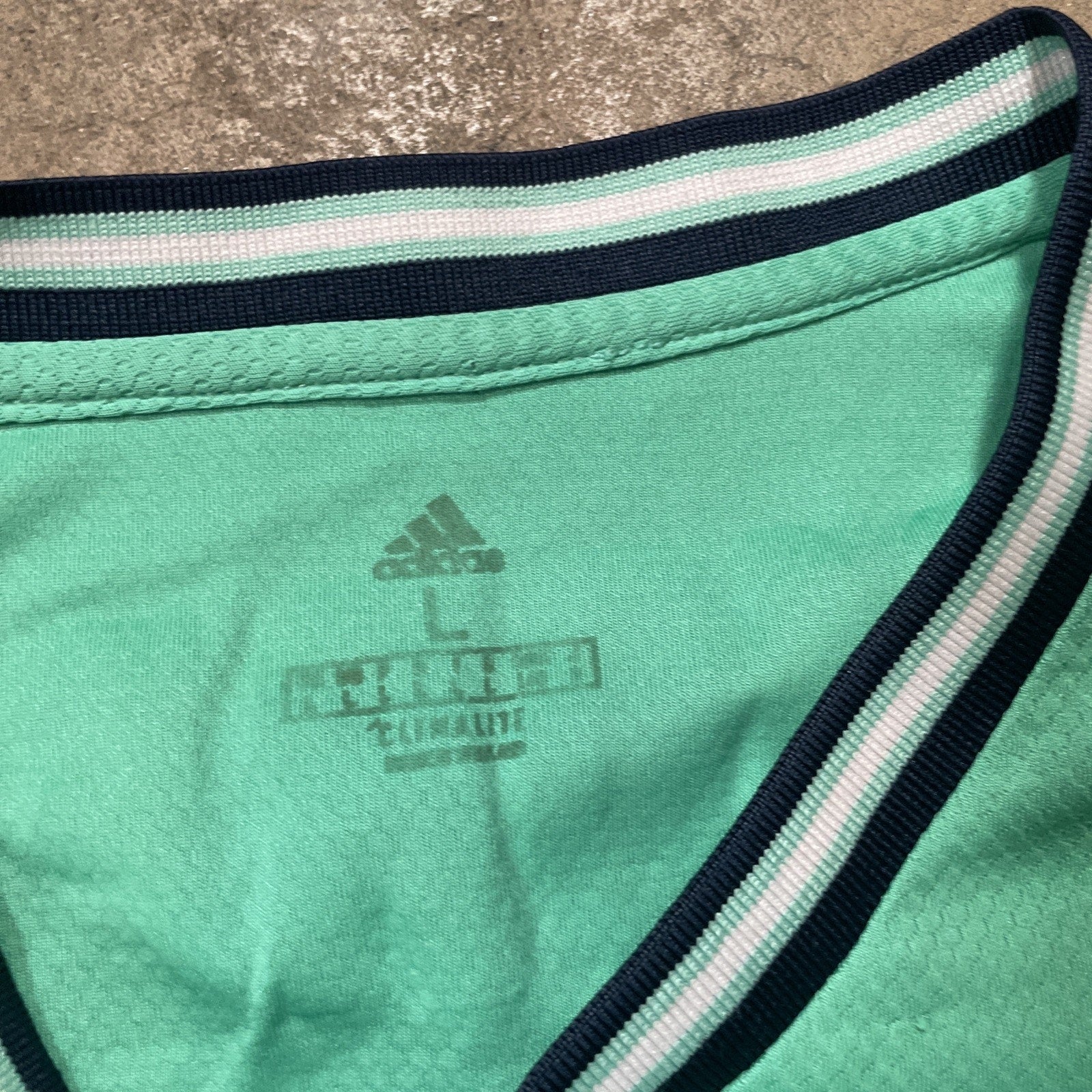 Adidas Mens XL Fly Emirates FIFA World Champions 2018