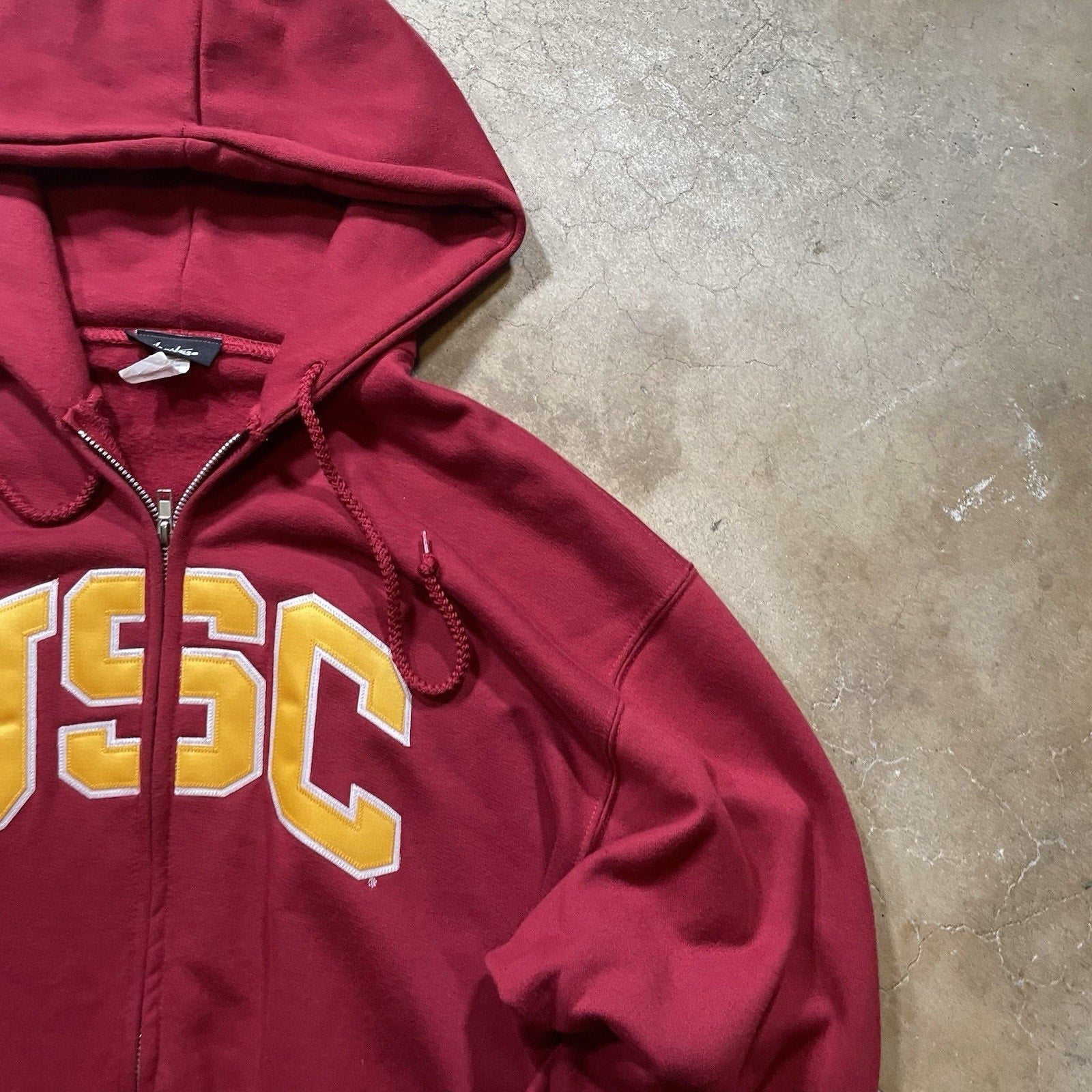 Vintage USC Trojans Russell Apparel Y2K Hoodie Adult Size L Embroidered