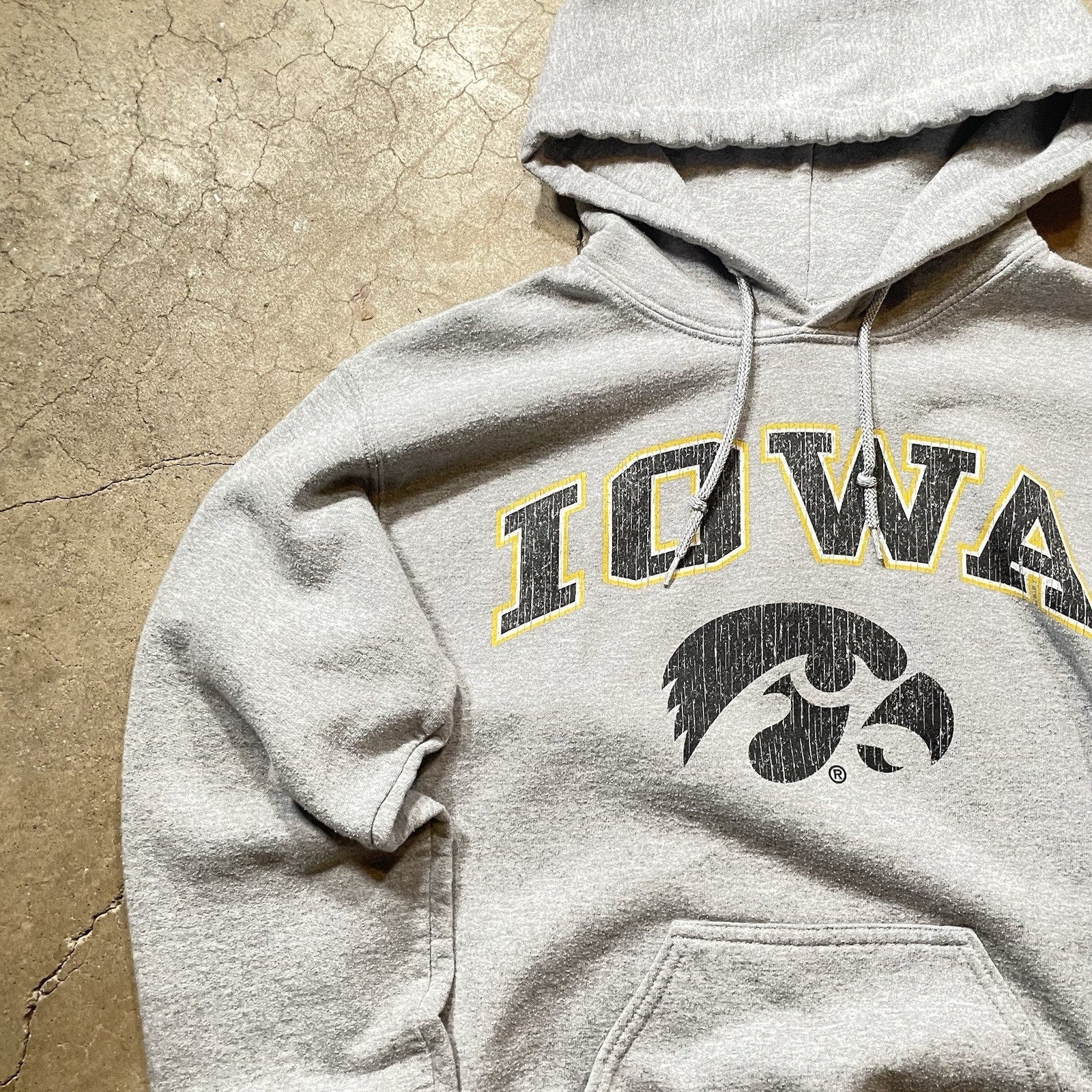 Vintage Iowa Hawkeyes Arch Logo Small Hoodie University