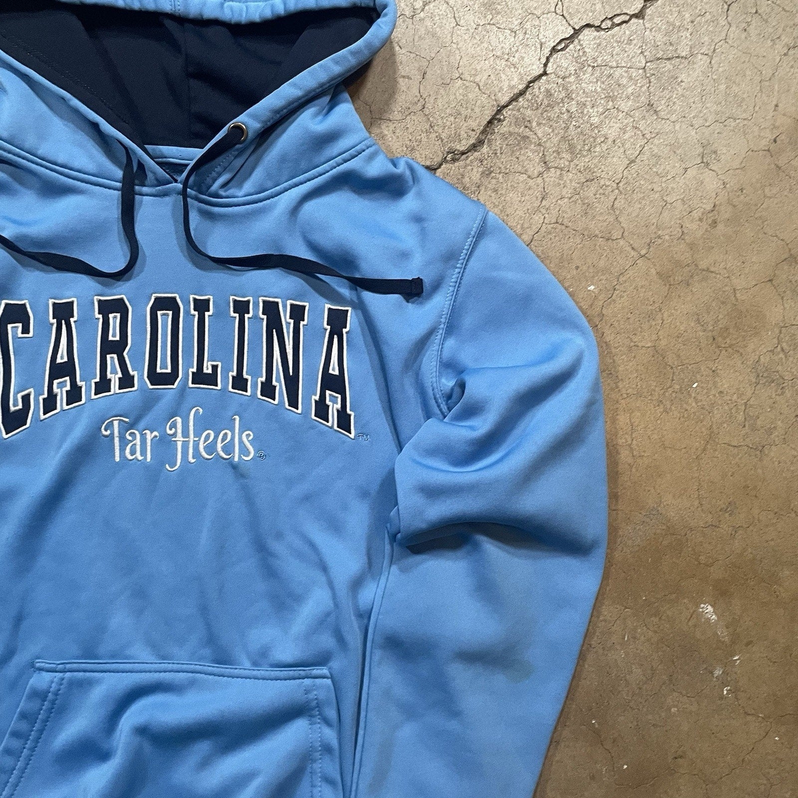 North Carolina Tar Heels Sport Hoodie Size M NCAA University College Blue