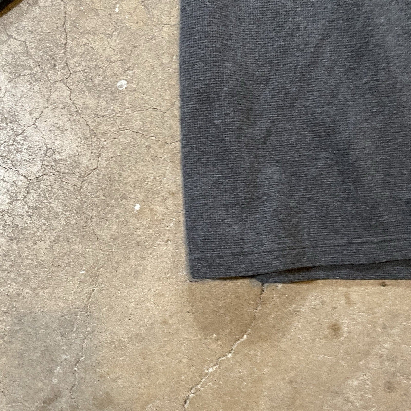 Boston Bruins Official NHL Long Sleeve Athletic Shirt Size XL