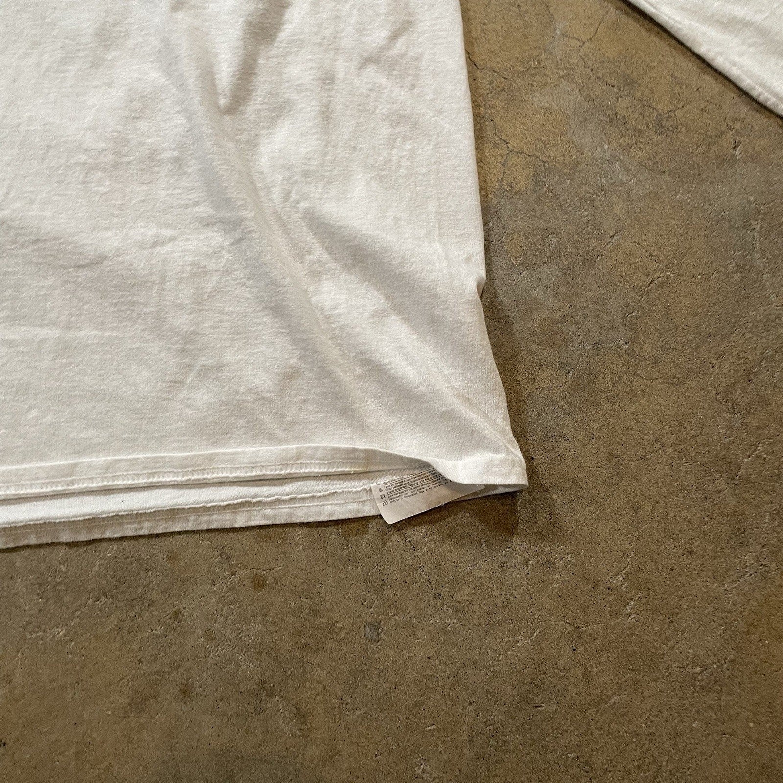 Arkansas Razorbacks Shirt Mens Medium L White Red Long Sleeve Russell Athletic