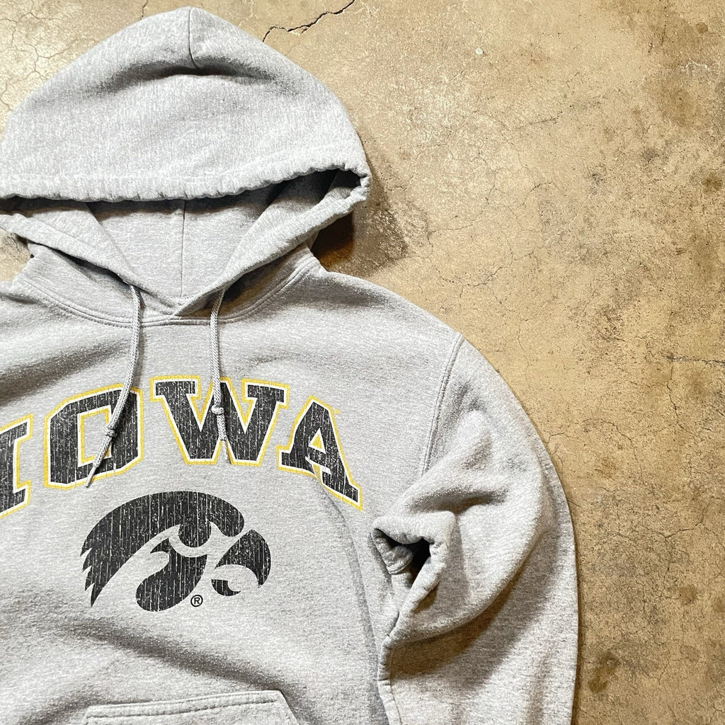 Vintage Iowa Hawkeyes Arch Logo Small Hoodie University