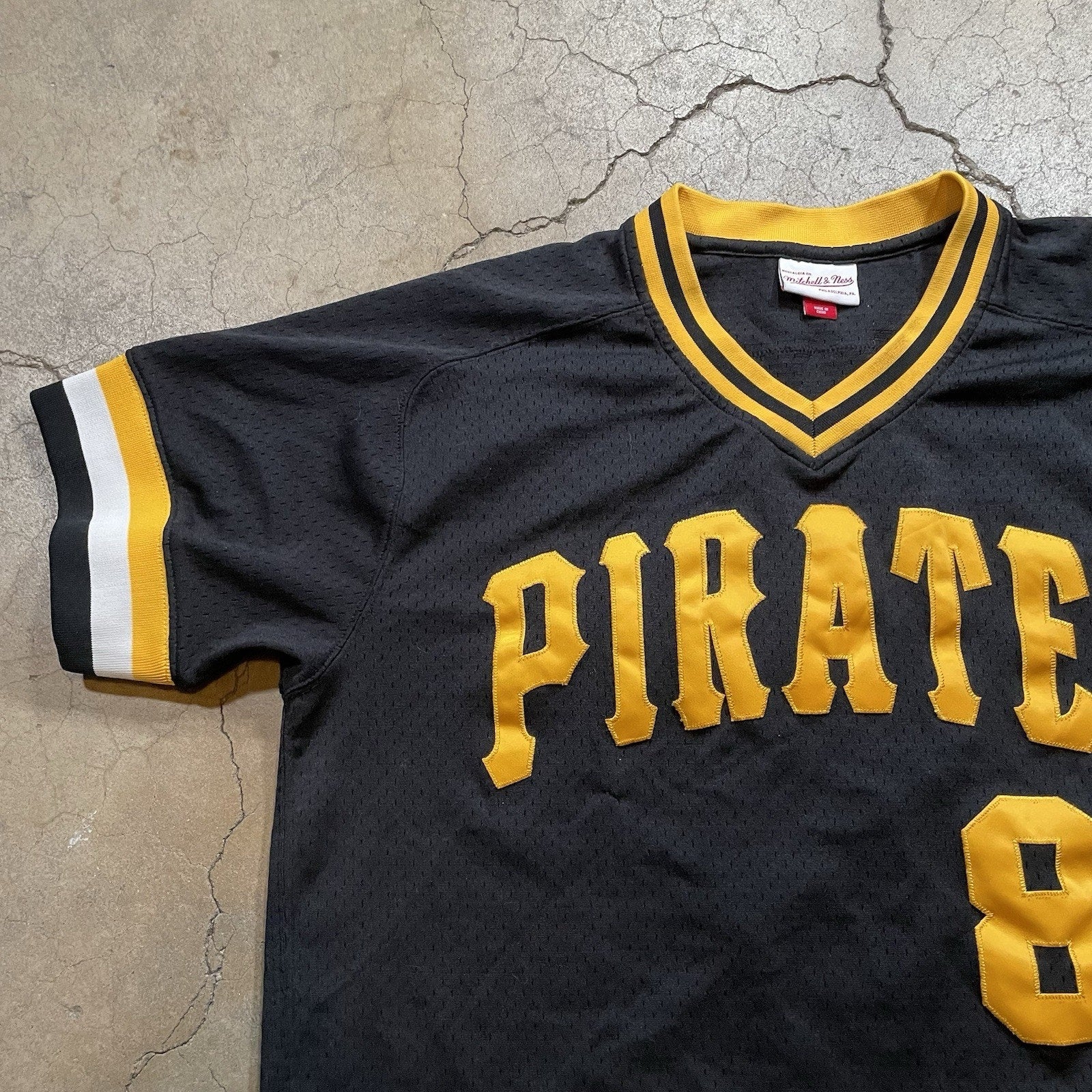 Willie Stargell Pittsburgh Pirates Jersey Mens L Black Mitchell & Ness