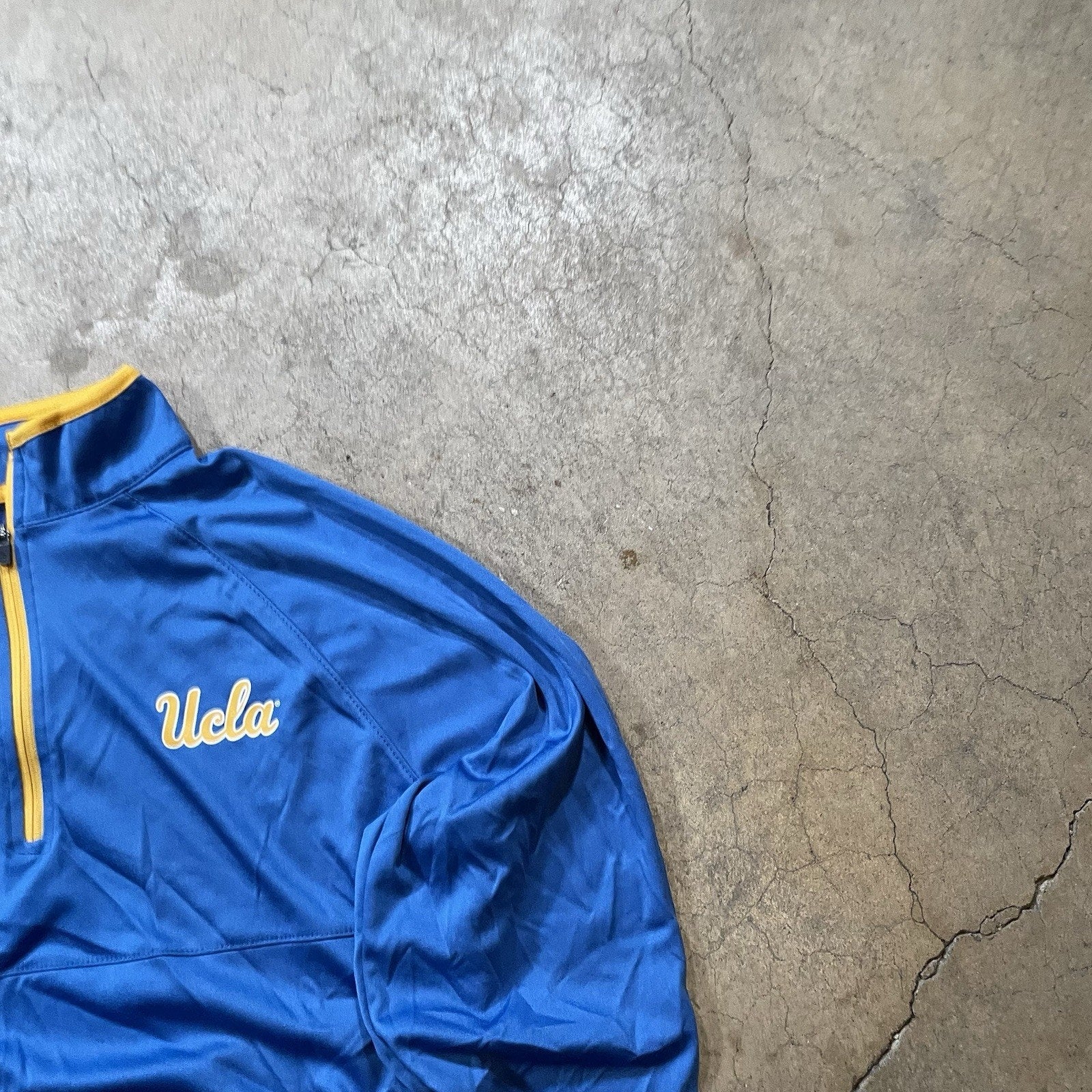 UCLA Sweatshirt Adult S Blue Colosseum Quarter Zip Stretch