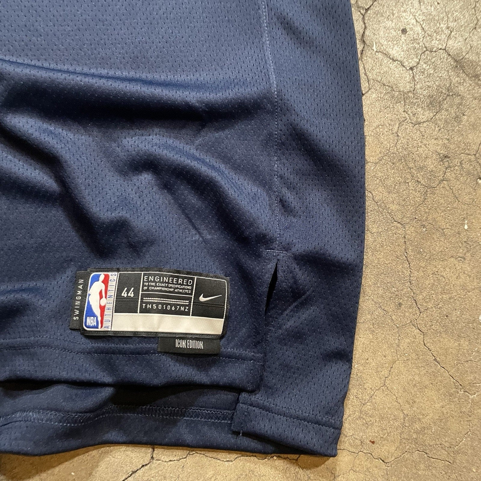 Ja Morant Jersey #12 Memphis Grizzlies Medium NBA Nike