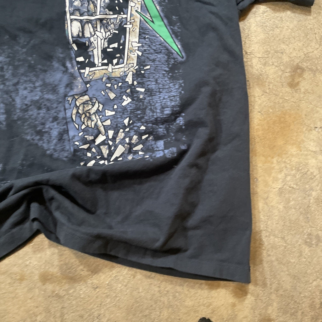 Small Divided METALLICA T Shirt