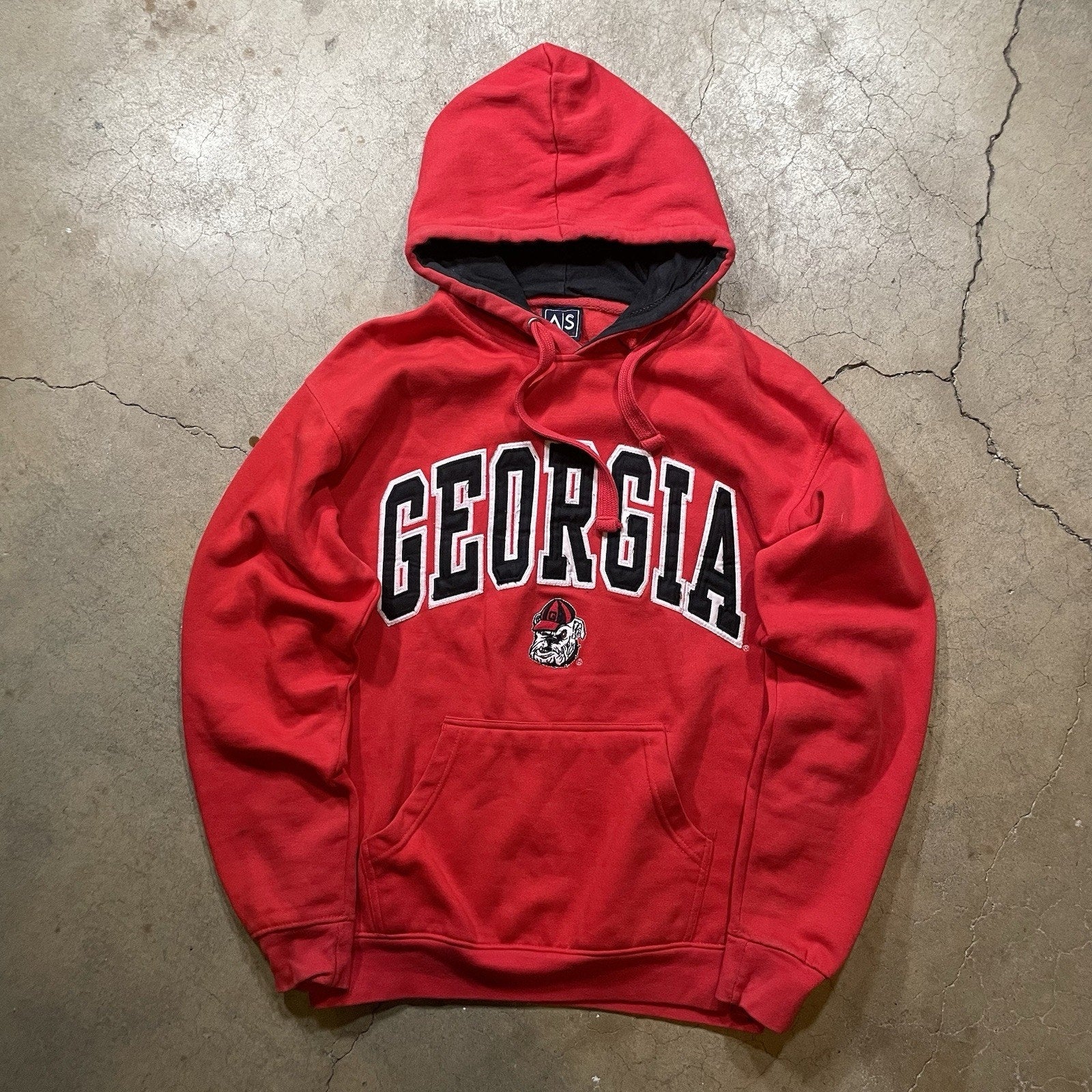Georgia Bulldogs Hoodie Sweatshirt Red M NCAA Football Hanes Graphic Pullover