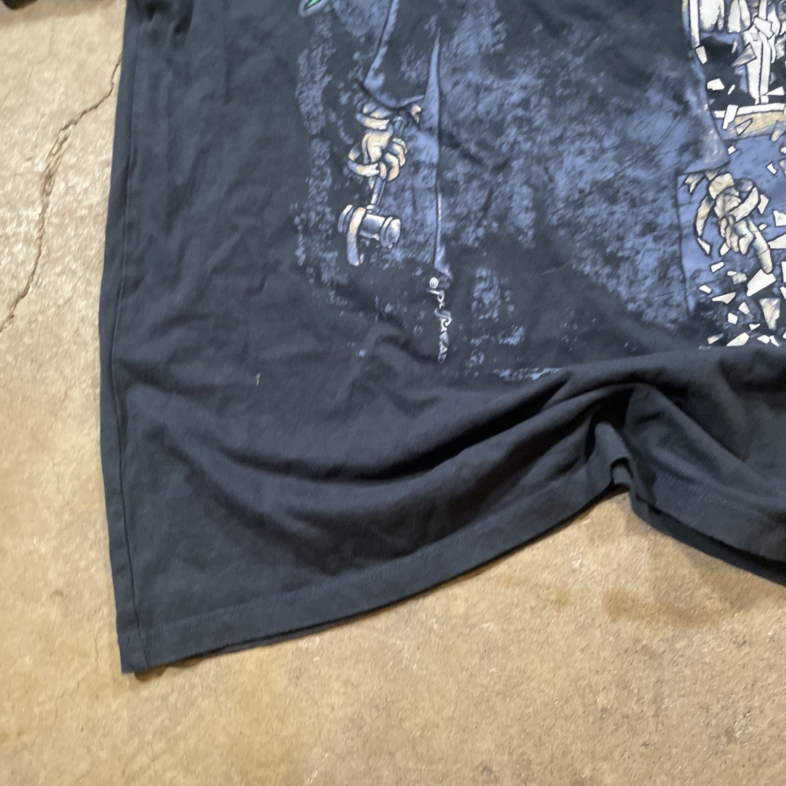 Small Divided METALLICA T Shirt