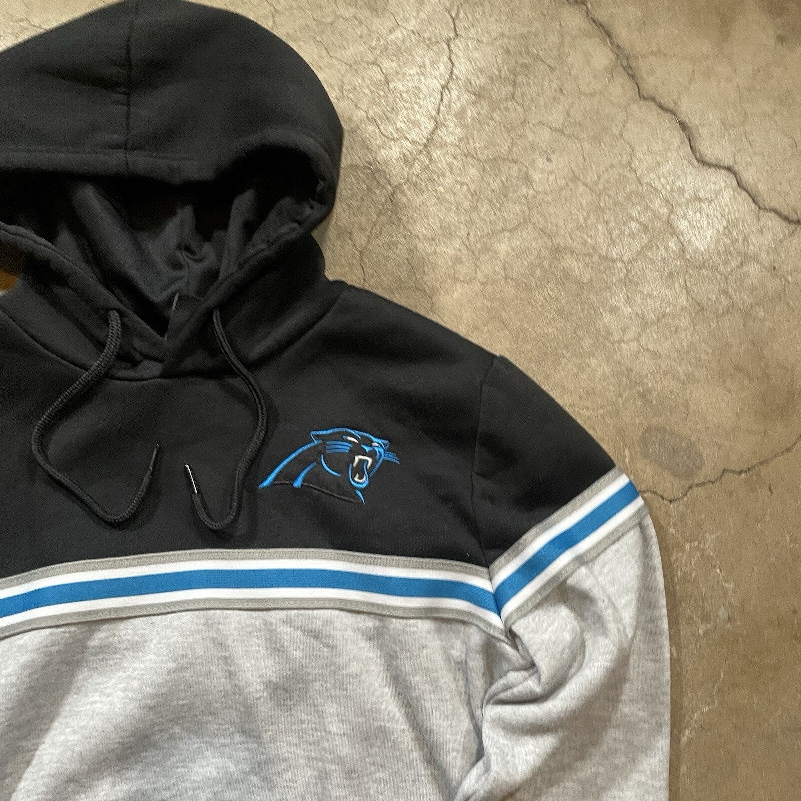 NFL Wear Hoodie Carolina Panthers Mens Sz S Embroidered