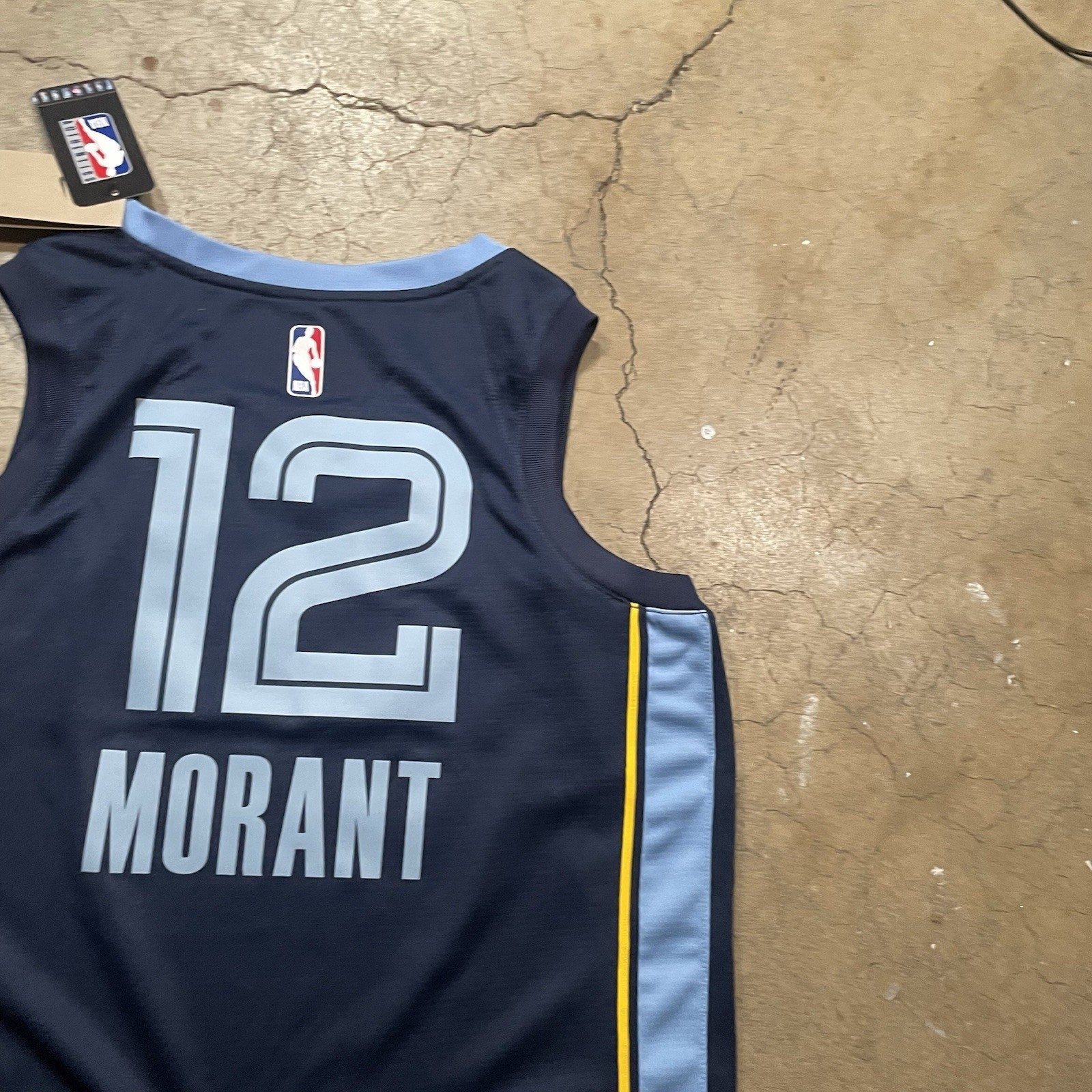 Ja Morant Jersey #12 Memphis Grizzlies Medium NBA Nike