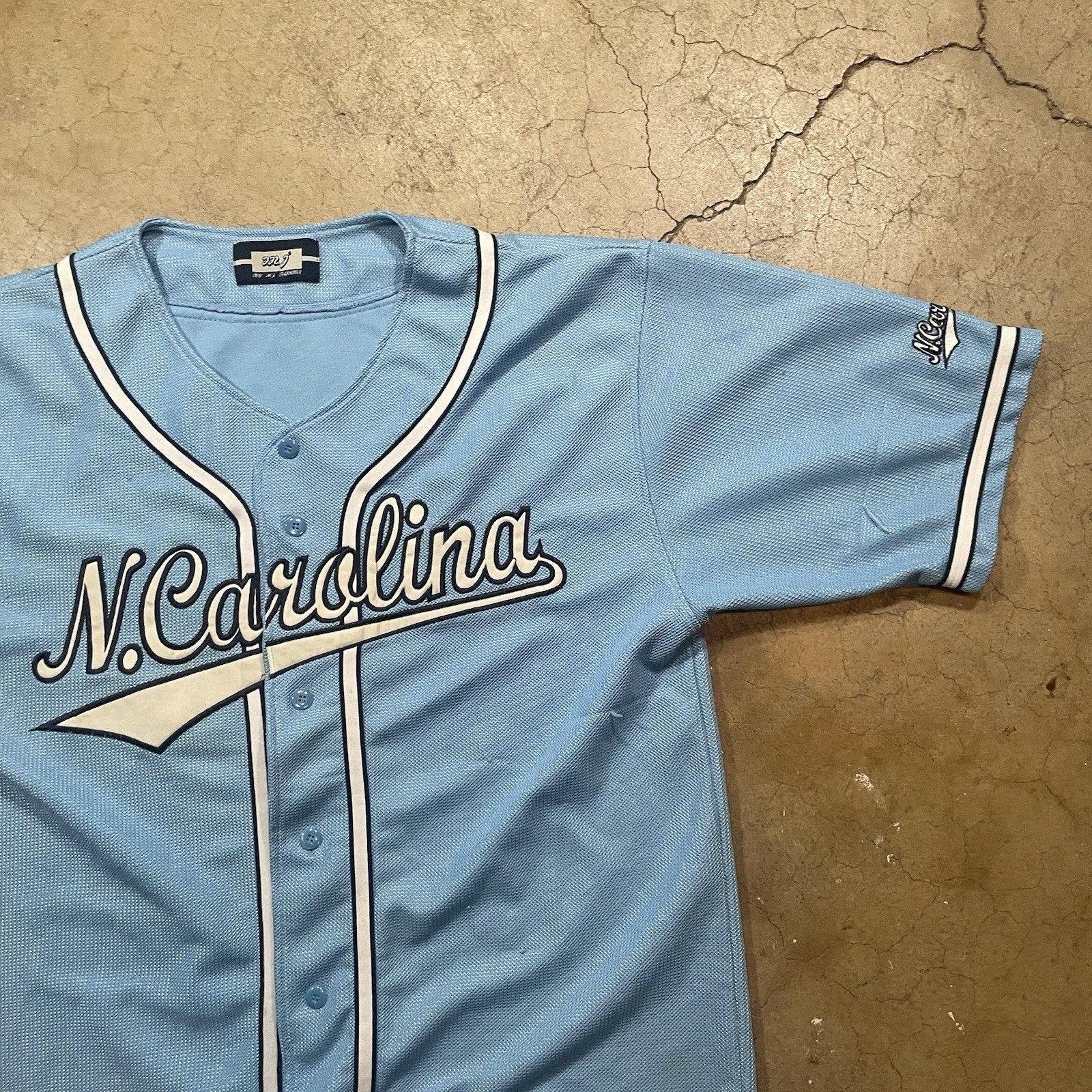 VINTAGE North Carolina Tar Heels Jersey Mens L/XL Blue Baseball NCAA Logo 90s