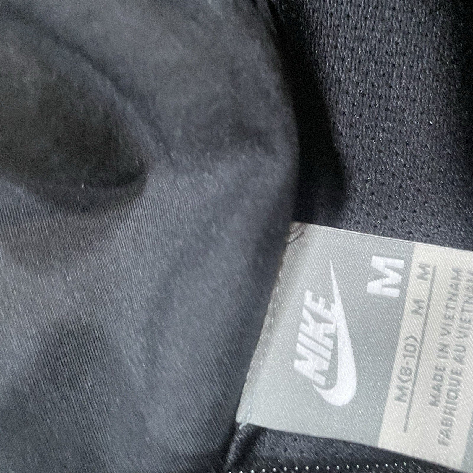 Nike Mens M Long Black Full Zip Athletic Jacket Track Jacket NWT