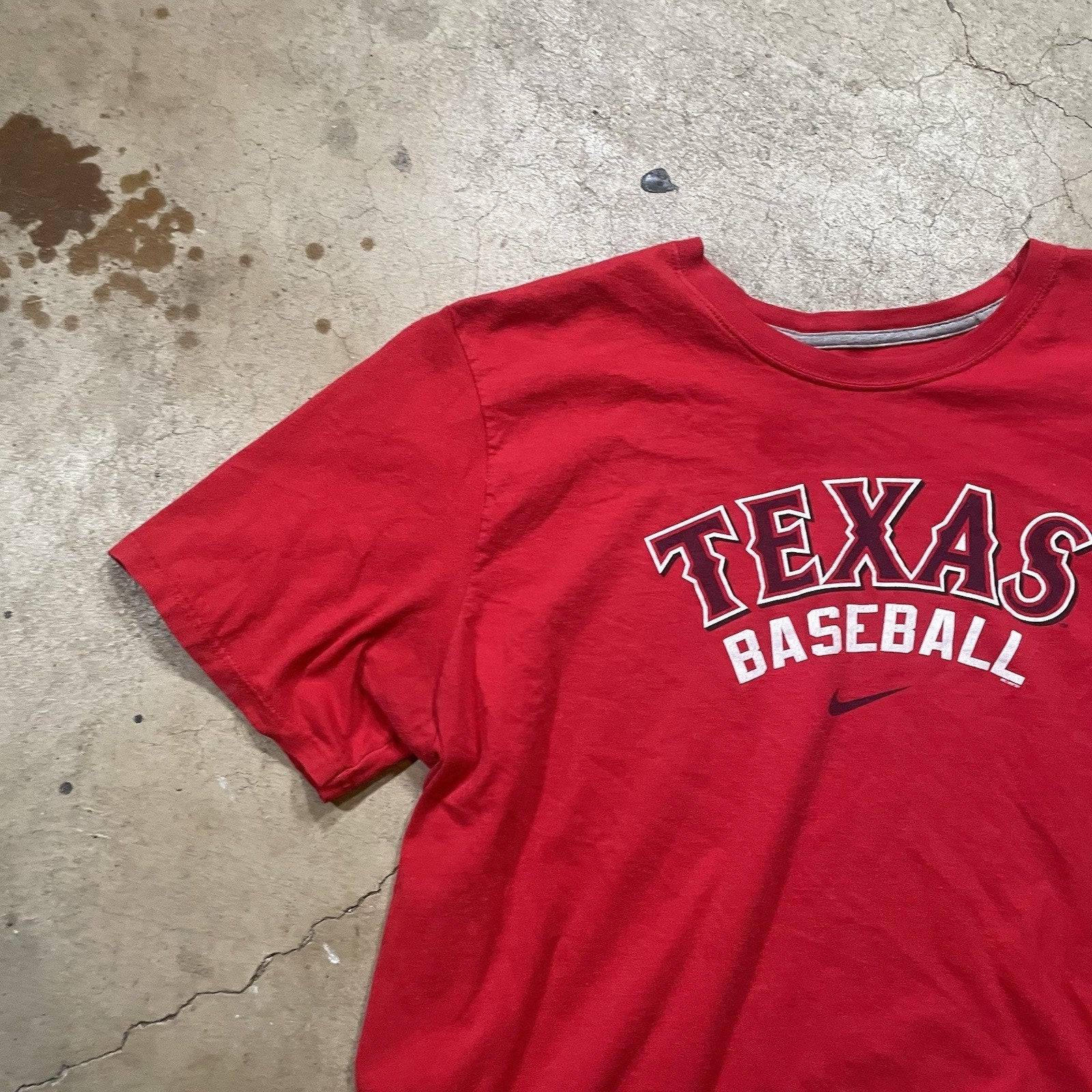 Nike Texas Rangers Baseball - Red T-Shirt - Men's 2XL - Casual, Graphics -