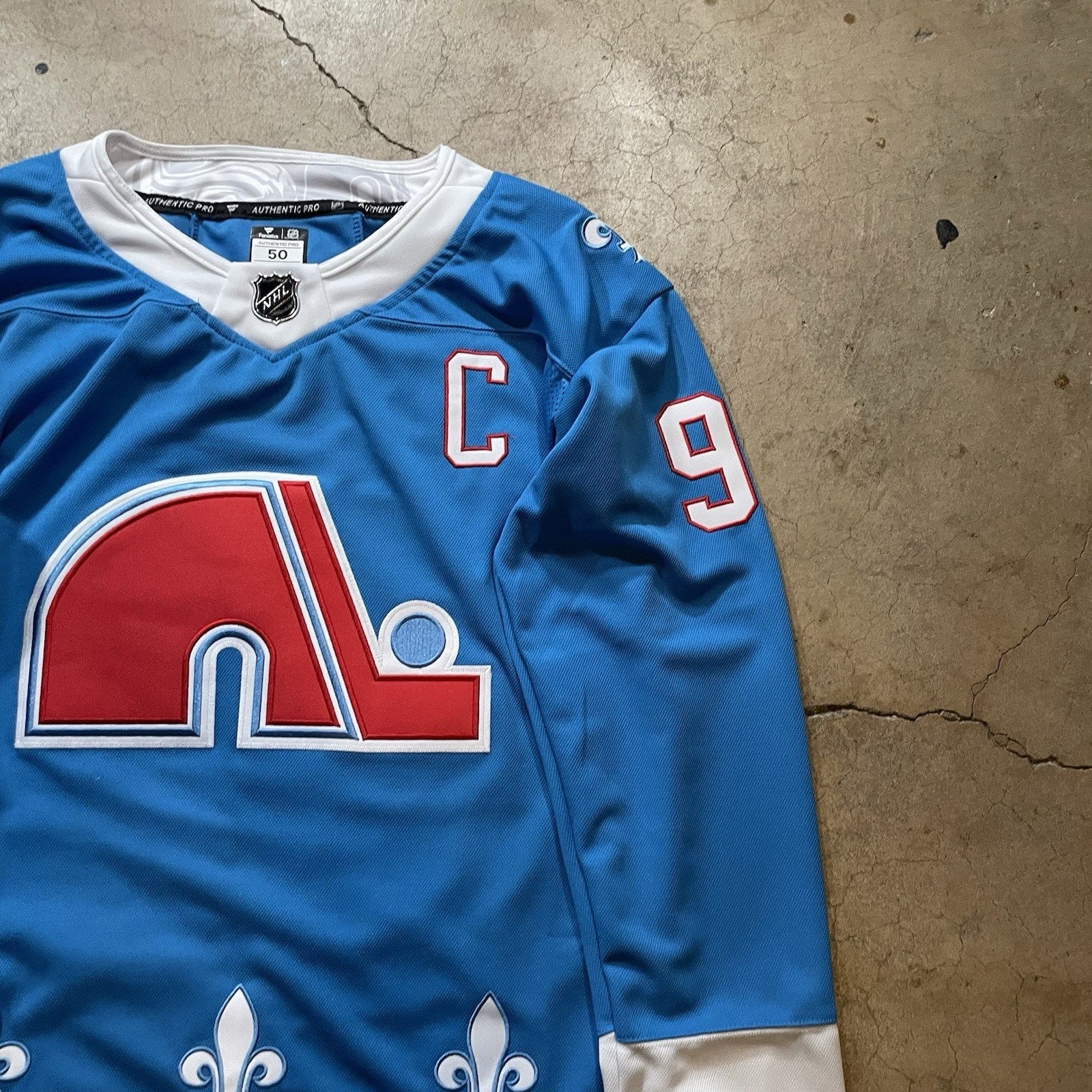 Gabriel Landeskog Colorado Avalanche Blue Retro Jersey Mens Size Medium (52)