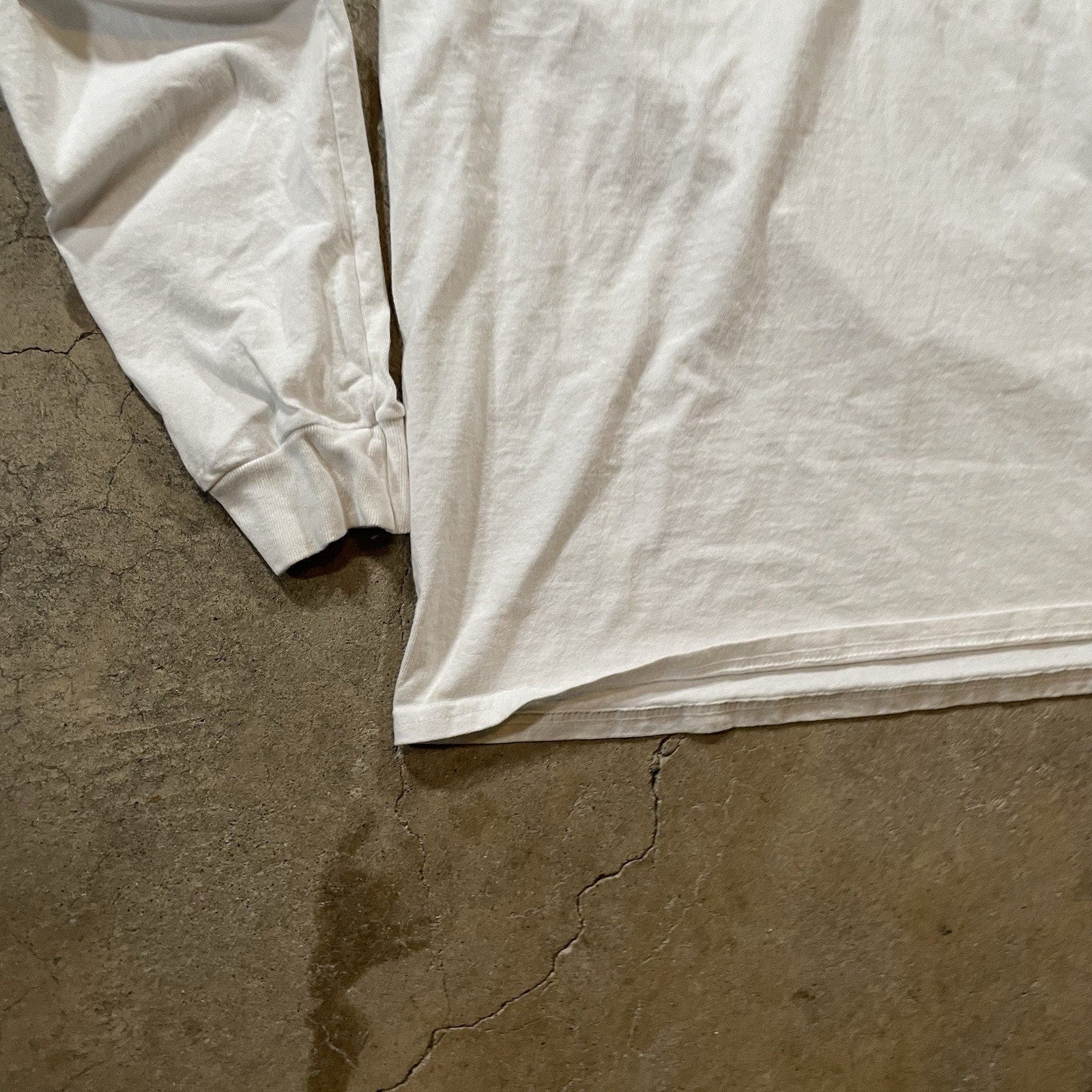 Arkansas Razorbacks Shirt Mens Medium L White Red Long Sleeve Russell Athletic