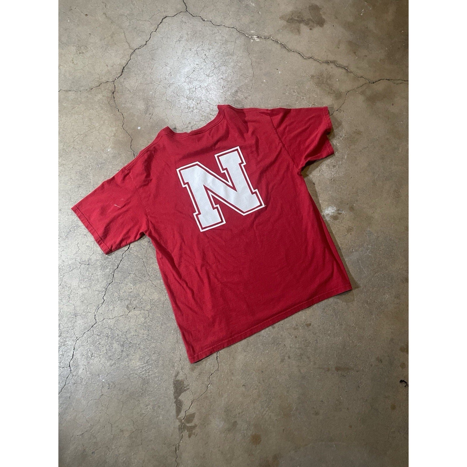 Men's NEBRASKA ADIDAS Red with White "N" Graphic Top Size Large